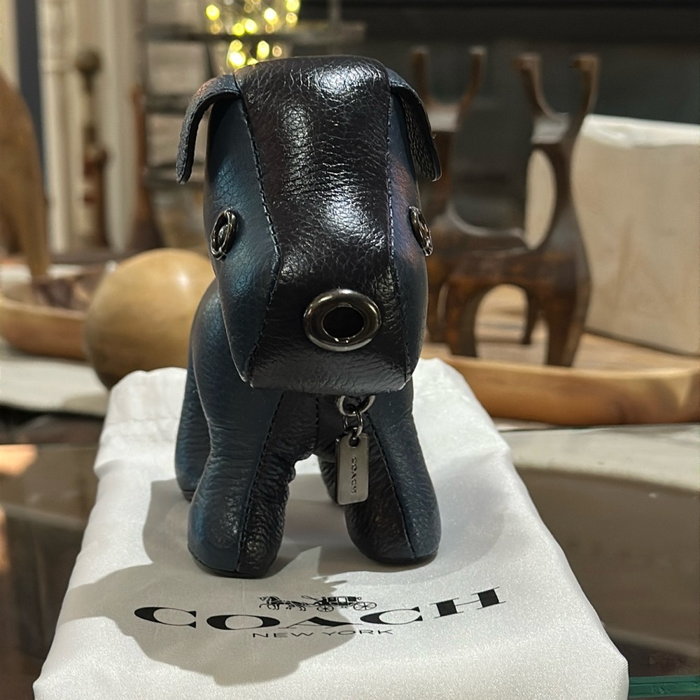 Authentic COACH Dog Paperweight in Blue, EUC - Picture 4 of 14